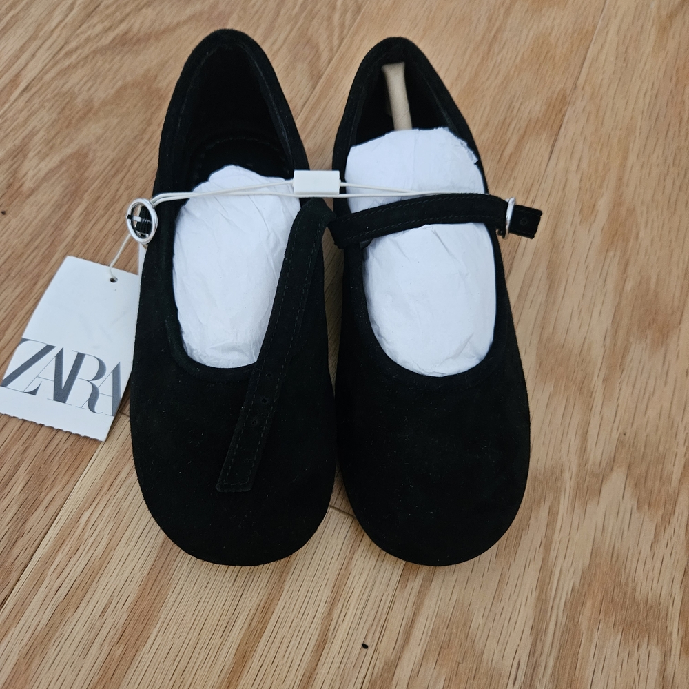 Zara Girls Black Suede Mary Jane Shoes